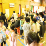 西亀有児童館祭りの様子